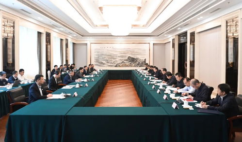 遼寧省與中國遠洋海運集團舉行工作會商會議